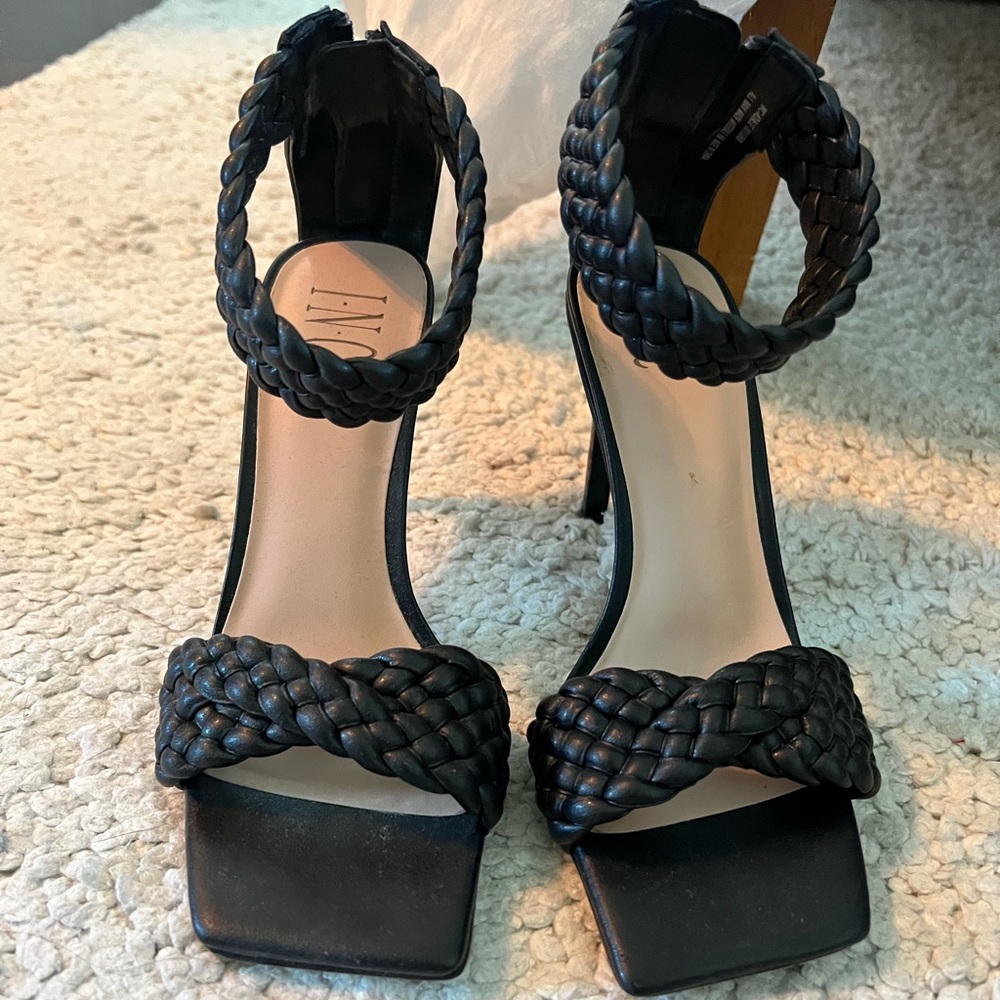 Sexy black heel sandal